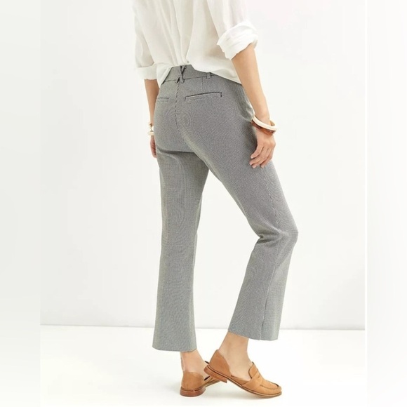 Maeve by Anthropologie Essential Slim Kick Flare Pant Houndstooth Black Size 10 - Picture 2 of 12